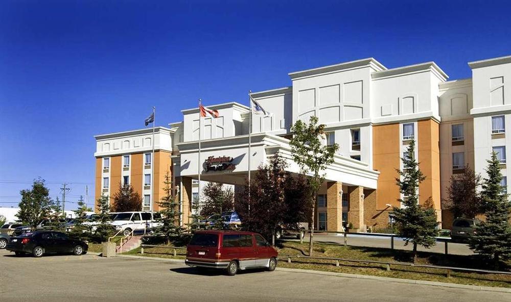 Hampton Inn & Suites By Hilton Calgary-Airport Exterior foto