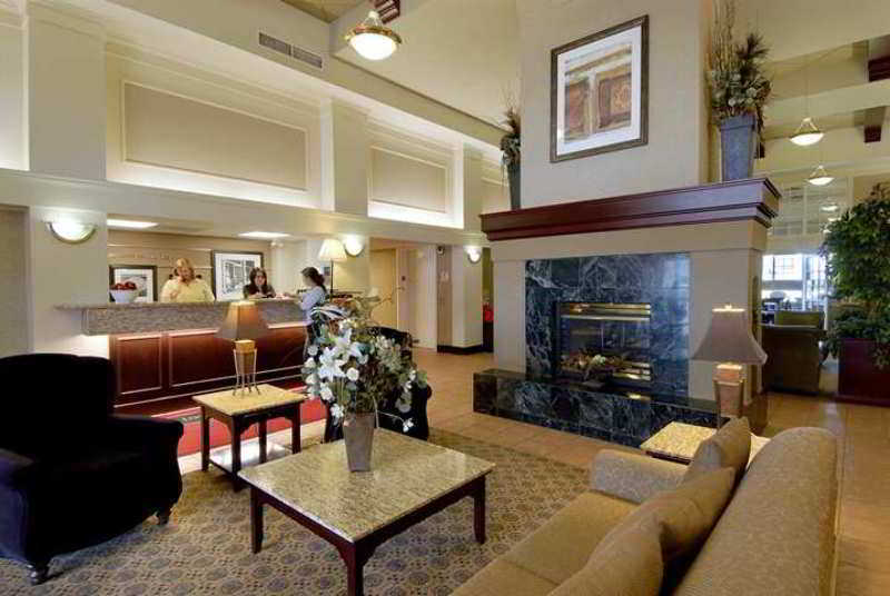 Hampton Inn & Suites By Hilton Calgary-Airport Interior foto